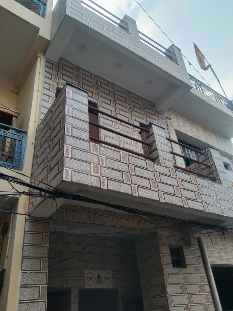 Residential House in Lal Bangla