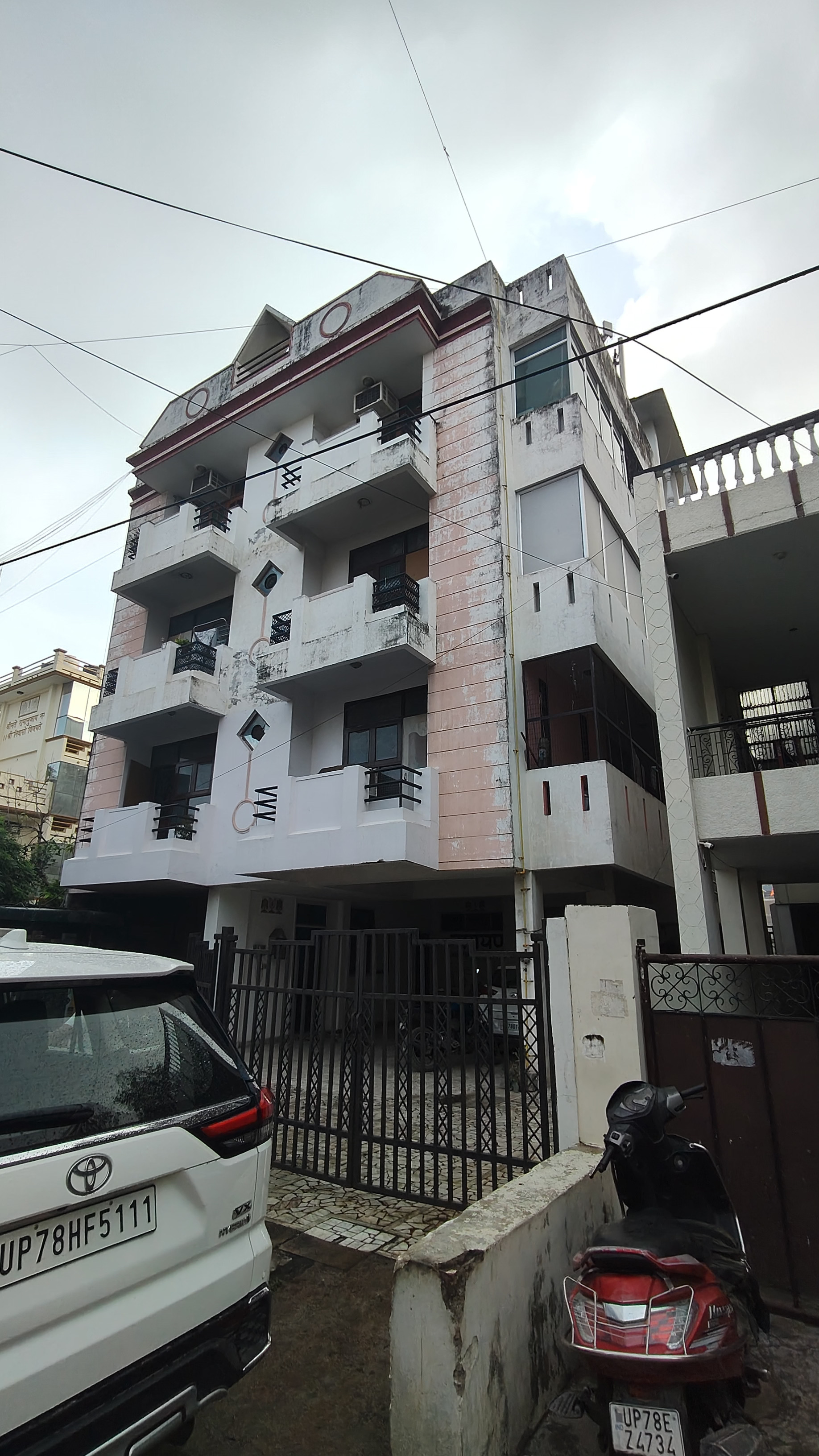 2BHK Apartment in Kidwai Nagar